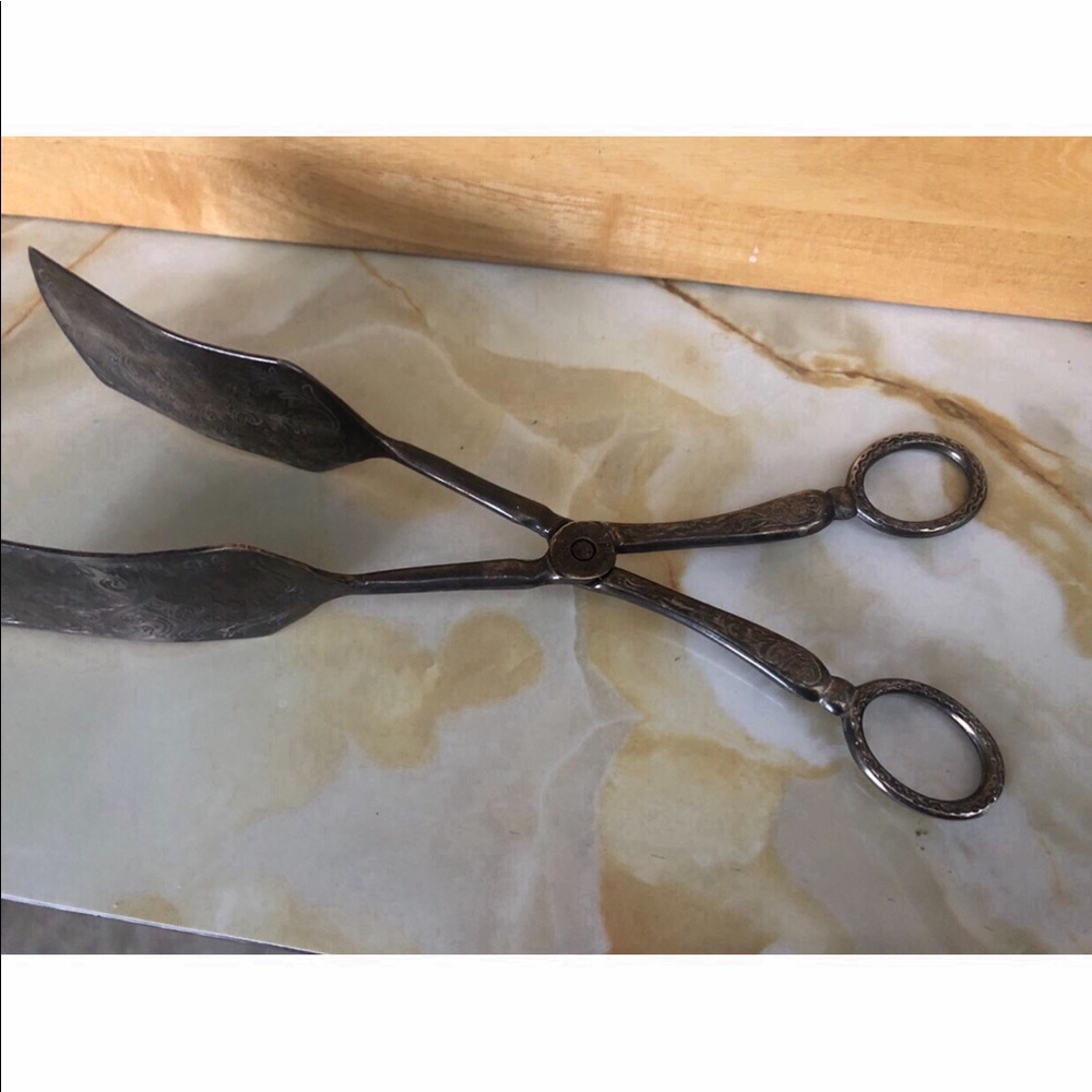 SALE 3️⃣for 1️⃣ Vintage Silver Plated Pastry Server Tongs